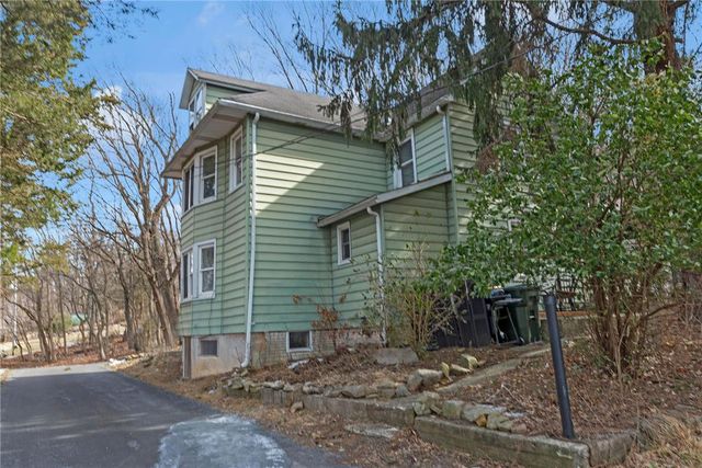 2106 Nemeth Drive, Bethlehem City, PA 18015