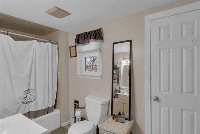 2106 Nemeth Drive, Bethlehem City, PA 18015