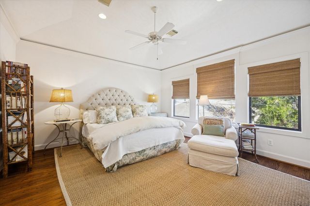 2643 Westgate, Houston, TX 77098