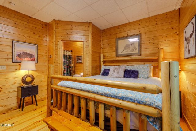 3517 Sand Ridge Way, Pigeon Forge, TN 37863