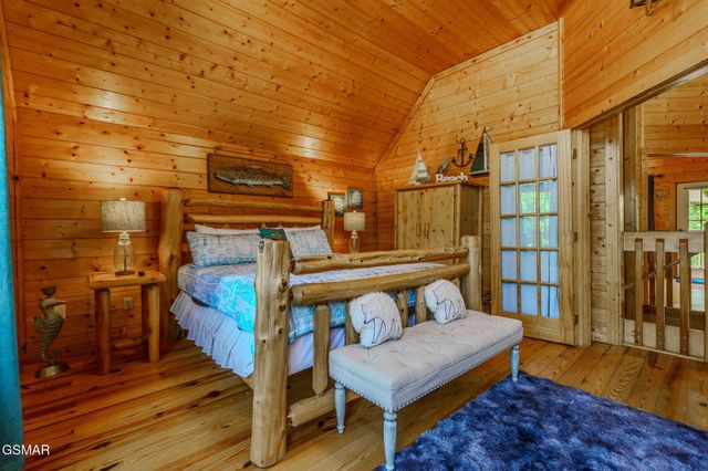 3517 Sand Ridge Way, Pigeon Forge, TN 37863