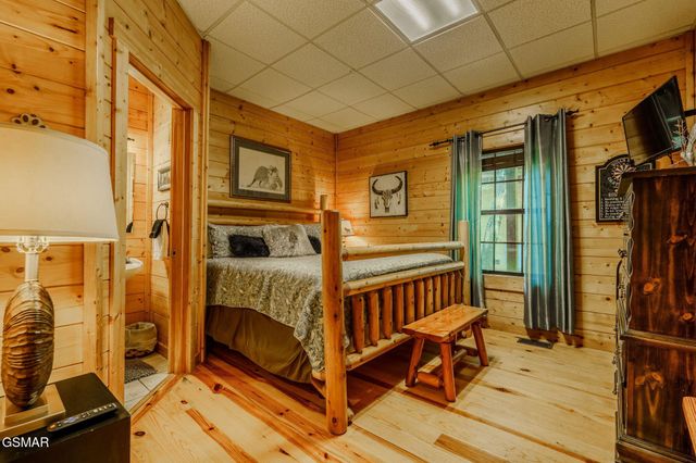3517 Sand Ridge Way, Pigeon Forge, TN 37863