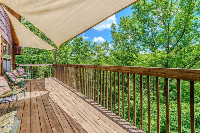 3517 Sand Ridge Way, Pigeon Forge, TN 37863