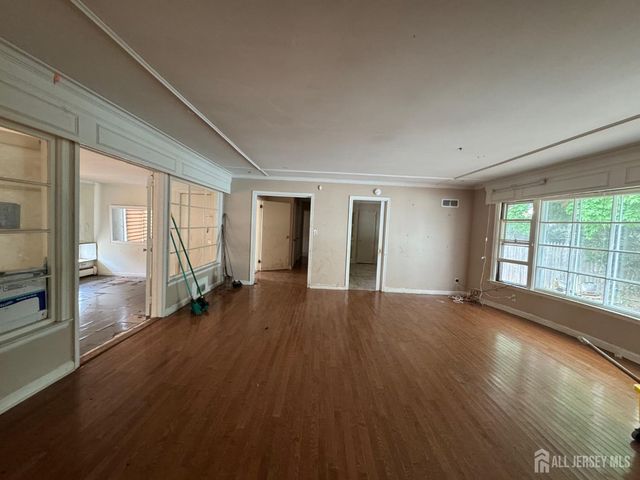 200 cedar Avenue, Highland Park, NJ 08904