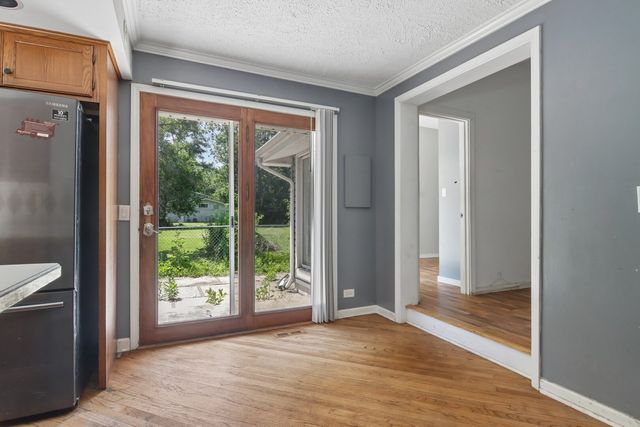 2N418 Amy Avenue, Glen Ellyn, IL 60137