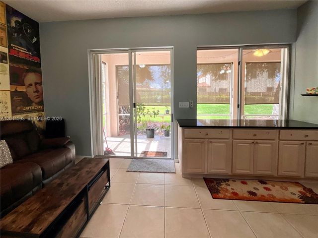 2335 SE 4th Place, Homestead, FL 33033