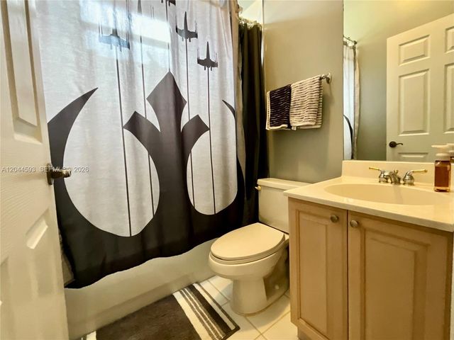 2335 SE 4th Place, Homestead, FL 33033