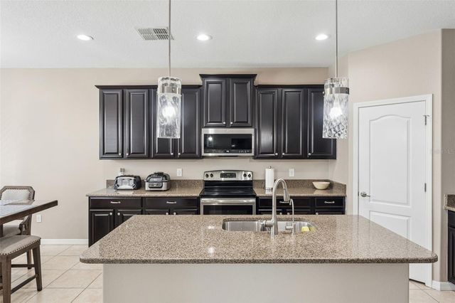 2850 SPRING BREEZE WAY, Kissimmee, FL 34744