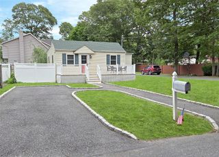 83 Webster Avenue, Lake Ronkonkoma, NY 11779