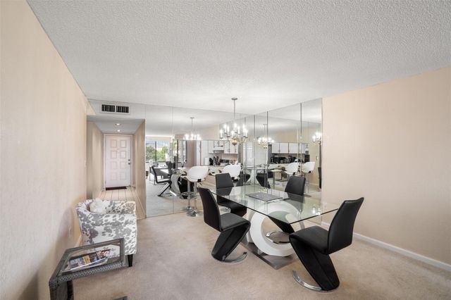 9783 N Belfort Circle 309, Tamarac, FL 33321