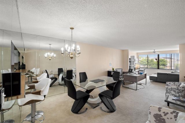 9783 N Belfort Circle 309, Tamarac, FL 33321