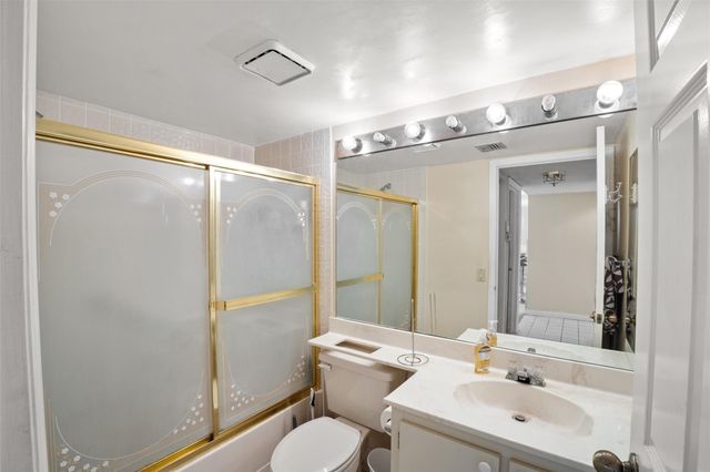 9783 N Belfort Circle 309, Tamarac, FL 33321