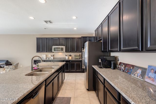 9925 E ORANGE GROVE Street, Florence, AZ 85132