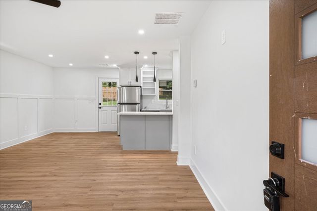 2353 Clarissa Drive NW, Atlanta, GA 30318