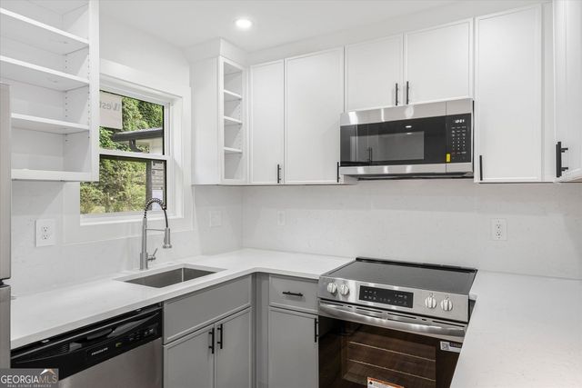 2353 Clarissa Drive NW, Atlanta, GA 30318