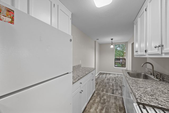 10 Shrewsbury Green Dr I, Shrewsbury, MA 01545