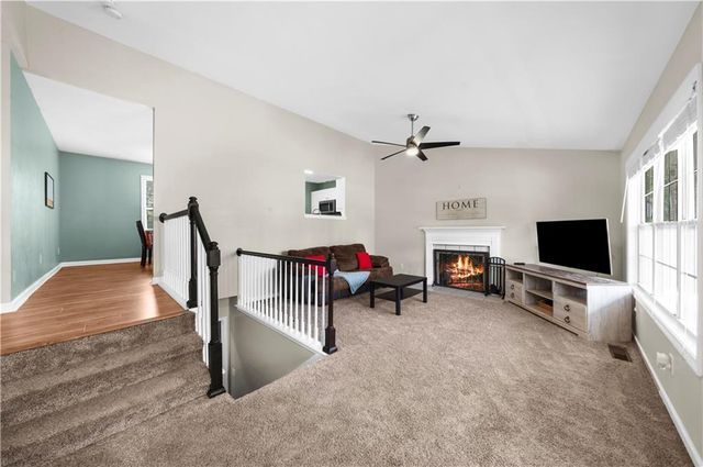 135 Lenox Court, Hiram, GA 30141