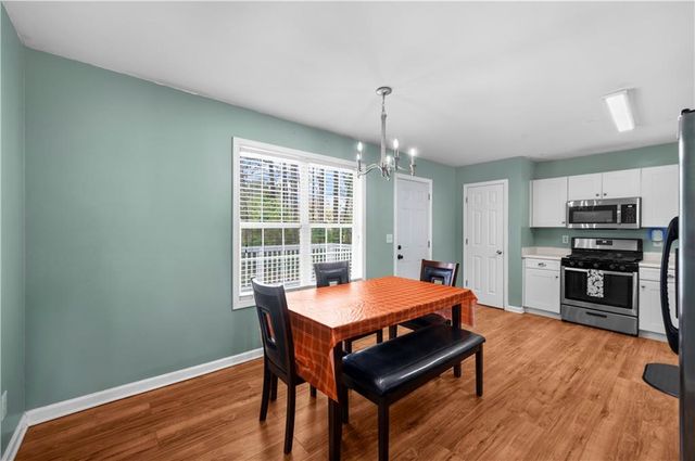 135 Lenox Court, Hiram, GA 30141