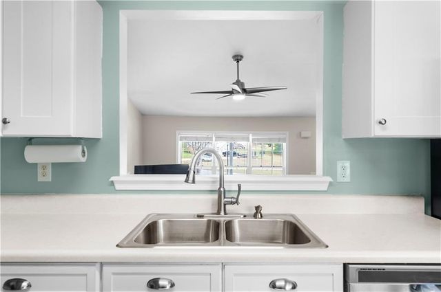 135 Lenox Court, Hiram, GA 30141