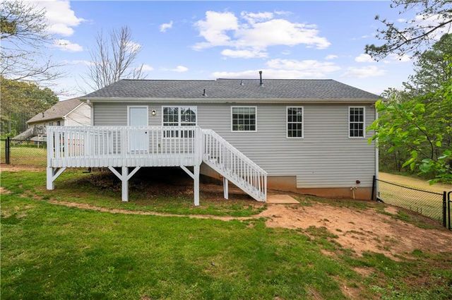 135 Lenox Court, Hiram, GA 30141