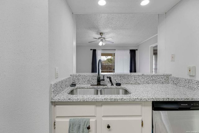 5015 Concord, San Antonio, TX 78228