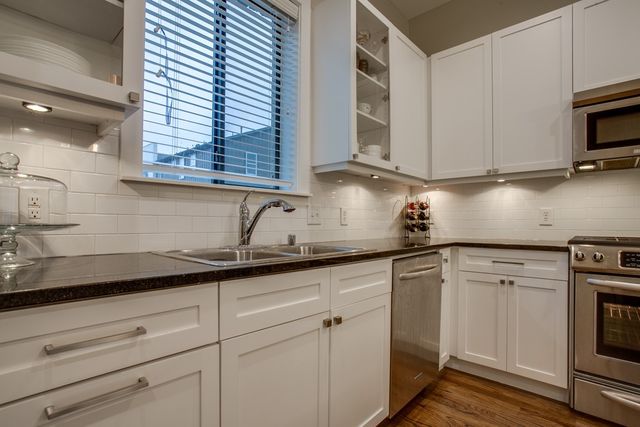 4211 Rawlins Street 527, Dallas, TX 75219