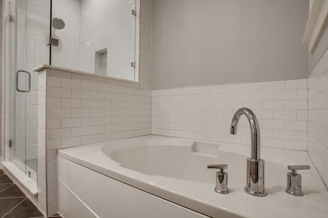 4211 Rawlins Street 527, Dallas, TX 75219