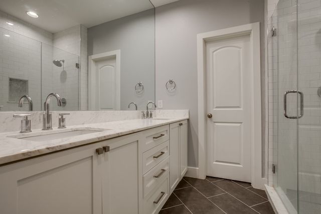 4211 Rawlins Street 527, Dallas, TX 75219