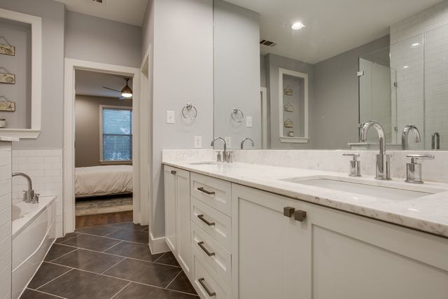 4211 Rawlins Street 527, Dallas, TX 75219