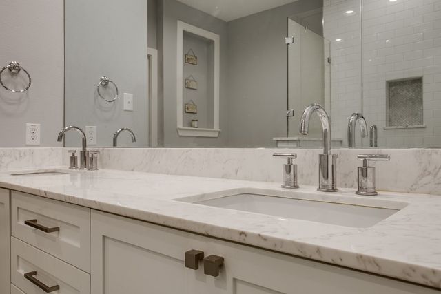 4211 Rawlins Street 527, Dallas, TX 75219