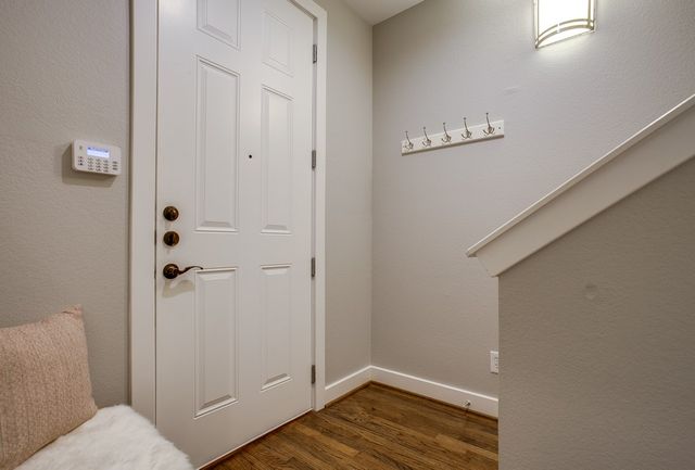 4211 Rawlins Street 527, Dallas, TX 75219