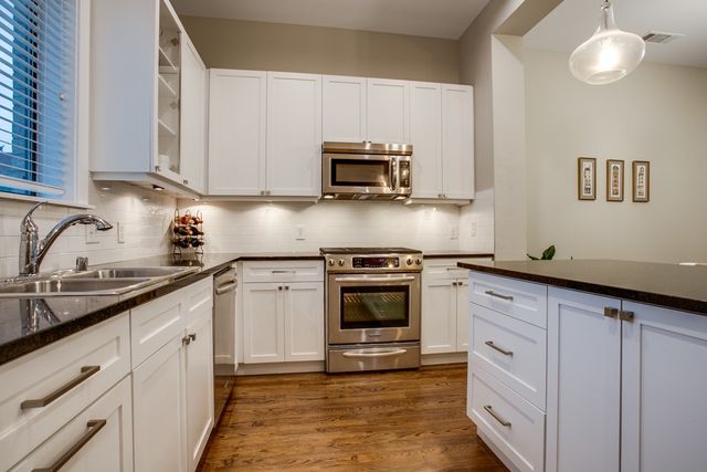 4211 Rawlins Street 527, Dallas, TX 75219