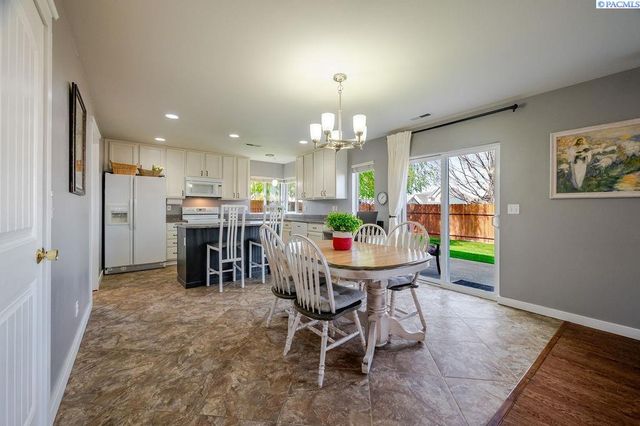 3409 S Buntin St., Kennewick, WA 99337