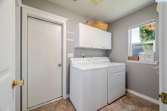 3409 S Buntin St., Kennewick, WA 99337