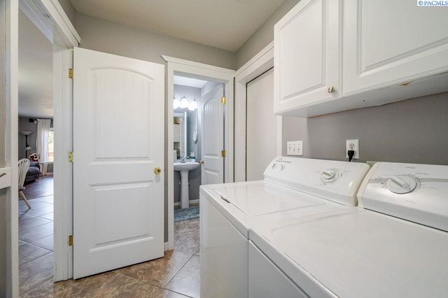 3409 S Buntin St., Kennewick, WA 99337