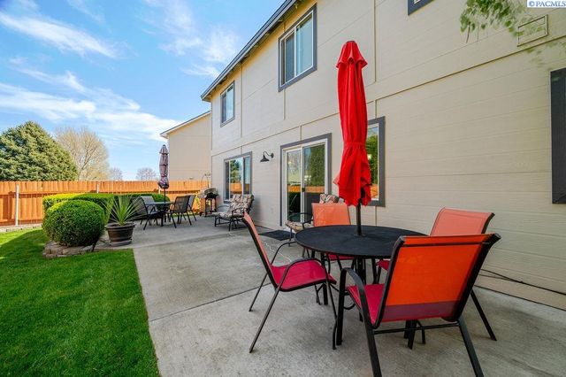 3409 S Buntin St., Kennewick, WA 99337