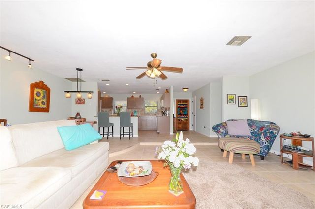 15690 Lake Candlewood DR, Fort Myers, FL 33908