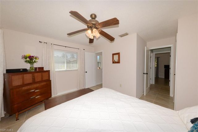 15690 Lake Candlewood DR, Fort Myers, FL 33908