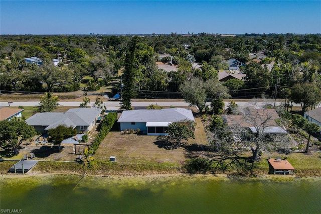 15690 Lake Candlewood DR, Fort Myers, FL 33908