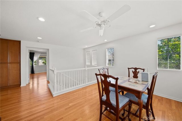 24245 Silhouette, Valencia, CA 91354