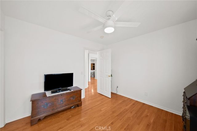 24245 Silhouette, Valencia, CA 91354