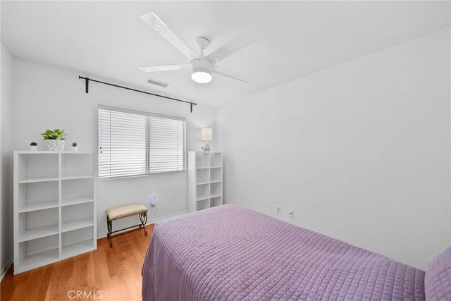 24245 Silhouette, Valencia, CA 91354