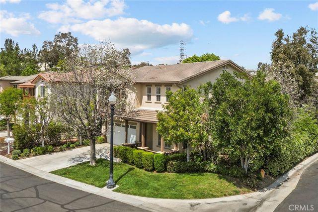 24245 Silhouette, Valencia, CA 91354