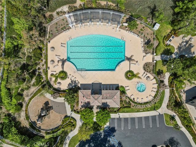 24245 Silhouette, Valencia, CA 91354