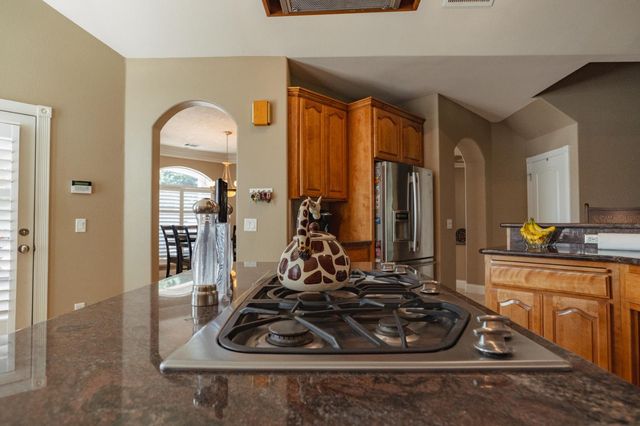 2253 Dyllan Ave, Atwater, CA 95301