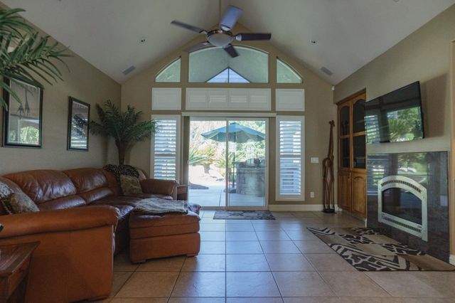 2253 Dyllan Ave, Atwater, CA 95301