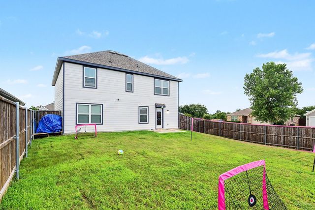 101 Spring Creek Lane, Terrell, TX 75160