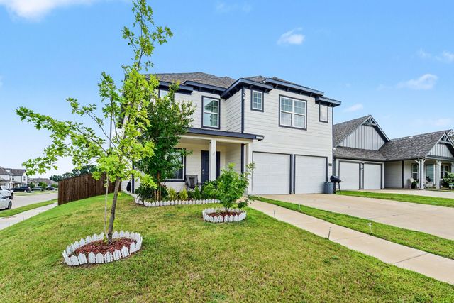 101 Spring Creek Lane, Terrell, TX 75160