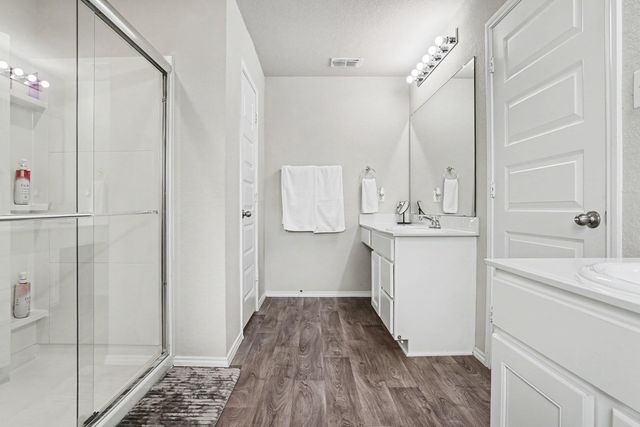 101 Spring Creek Lane, Terrell, TX 75160
