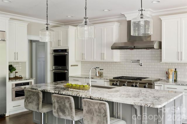2244 Rock Creek Drive, Charlotte, NC 28226